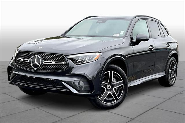 new 2025 Mercedes-Benz GLC 300 car, priced at $61,615