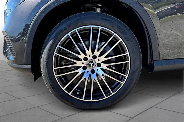 new 2025 Mercedes-Benz GLC 300 car, priced at $58,935