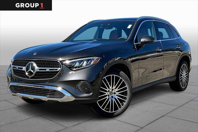 new 2025 Mercedes-Benz GLC 300 car, priced at $58,935