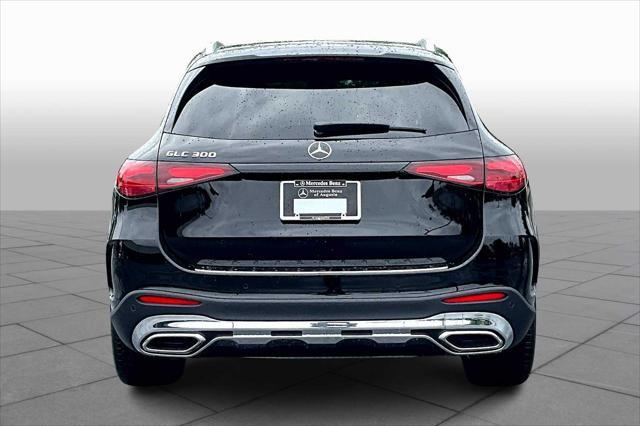 new 2025 Mercedes-Benz GLC 300 car, priced at $56,915