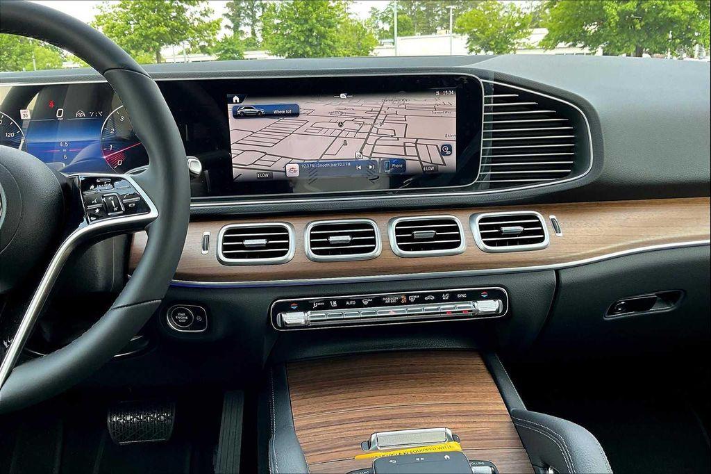 used 2025 Mercedes-Benz GLE 350 car, priced at $70,777