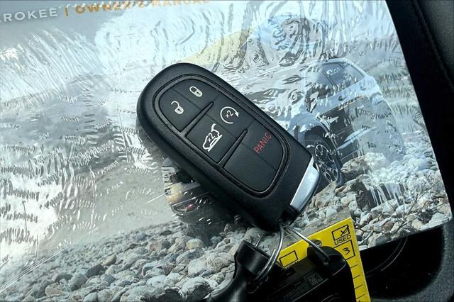 used 2023 Jeep Cherokee car, priced at $25,698
