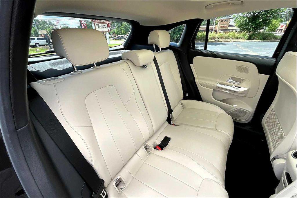 used 2025 Mercedes-Benz GLA 250 car, priced at $43,098