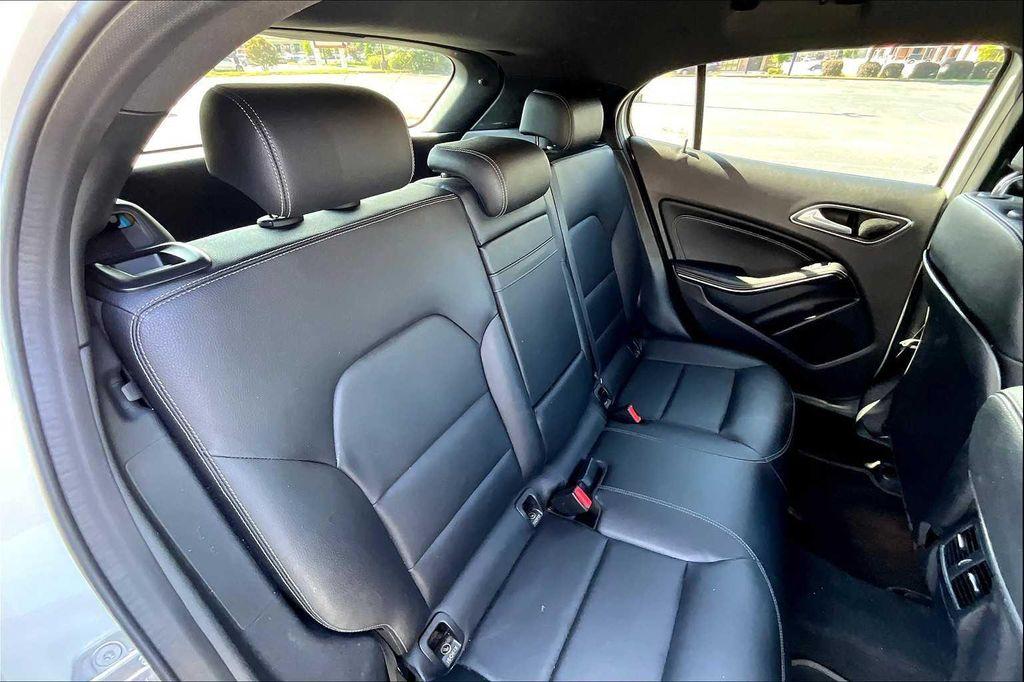 used 2019 Mercedes-Benz GLA 250 car, priced at $12,598