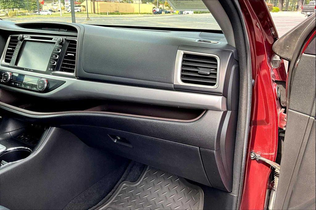 used 2017 Toyota Highlander car, priced at $16,998