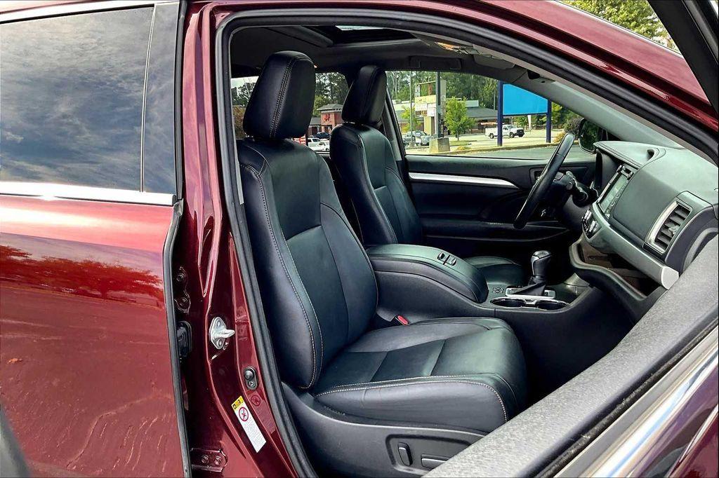 used 2017 Toyota Highlander car, priced at $16,998