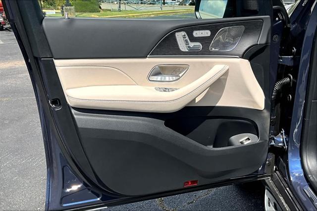 new 2025 Mercedes-Benz GLS 450 car, priced at $100,800
