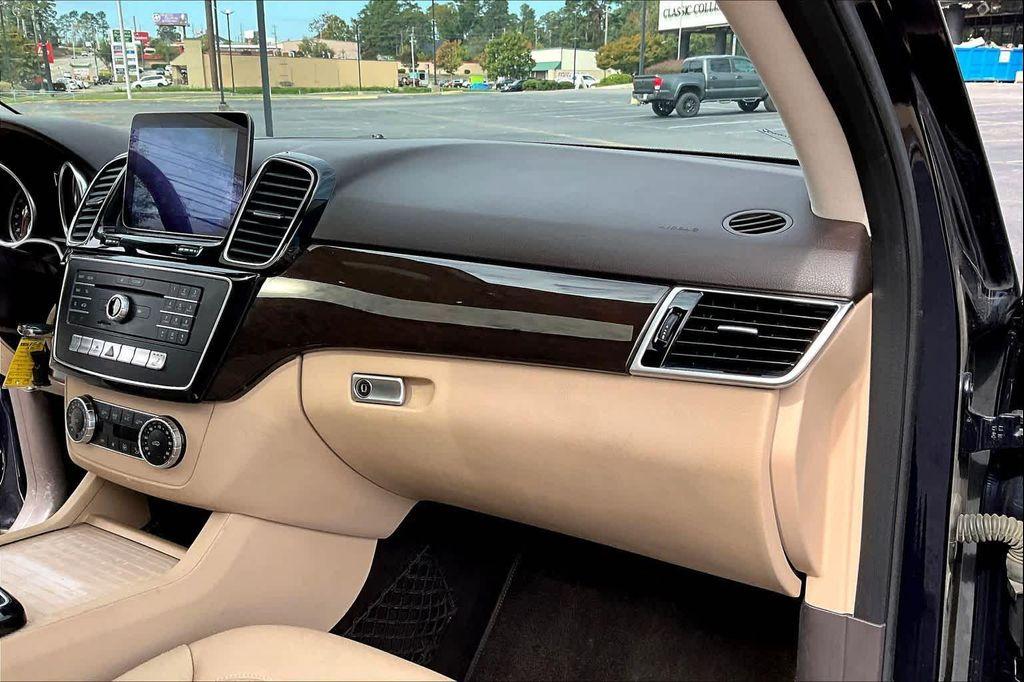 used 2018 Mercedes-Benz GLE 350 car, priced at $15,998
