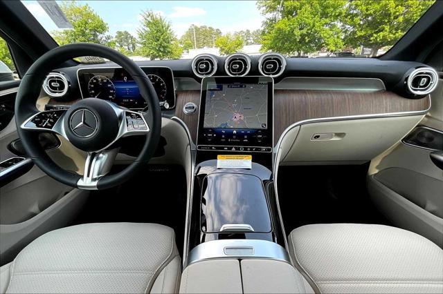 new 2025 Mercedes-Benz GLC 300 car, priced at $54,585