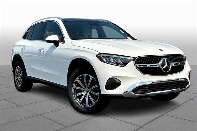 new 2025 Mercedes-Benz GLC 300 car, priced at $54,585