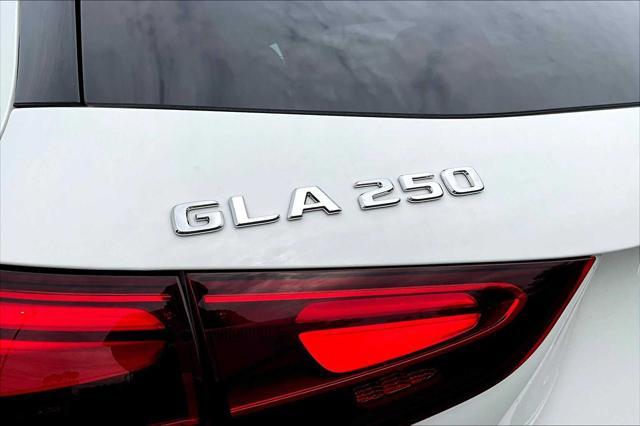 used 2025 Mercedes-Benz GLA 250 car, priced at $38,998