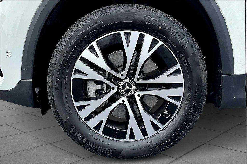used 2025 Mercedes-Benz GLA 250 car, priced at $34,998