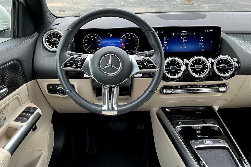 used 2025 Mercedes-Benz GLA 250 car, priced at $34,998