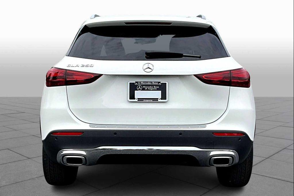 used 2025 Mercedes-Benz GLA 250 car, priced at $34,998