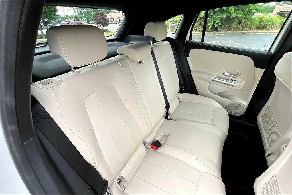 used 2025 Mercedes-Benz GLA 250 car, priced at $34,998