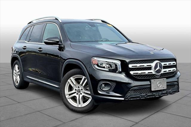 used 2020 Mercedes-Benz GLB 250 car, priced at $27,998