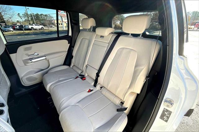 used 2025 Mercedes-Benz GLB 250 car, priced at $47,998