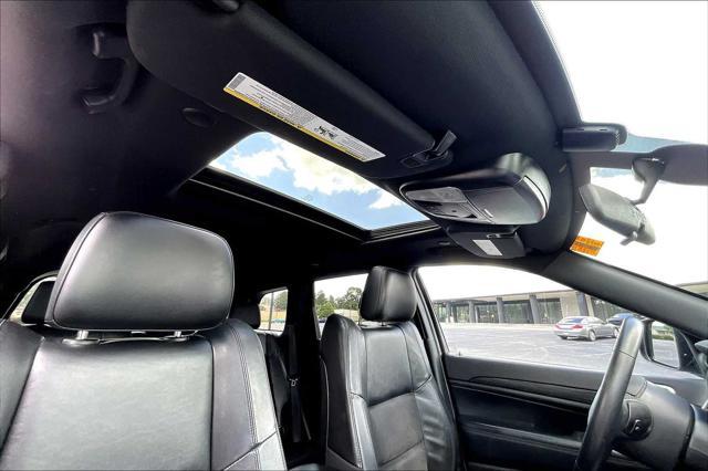 used 2021 Jeep Grand Cherokee car, priced at $17,998