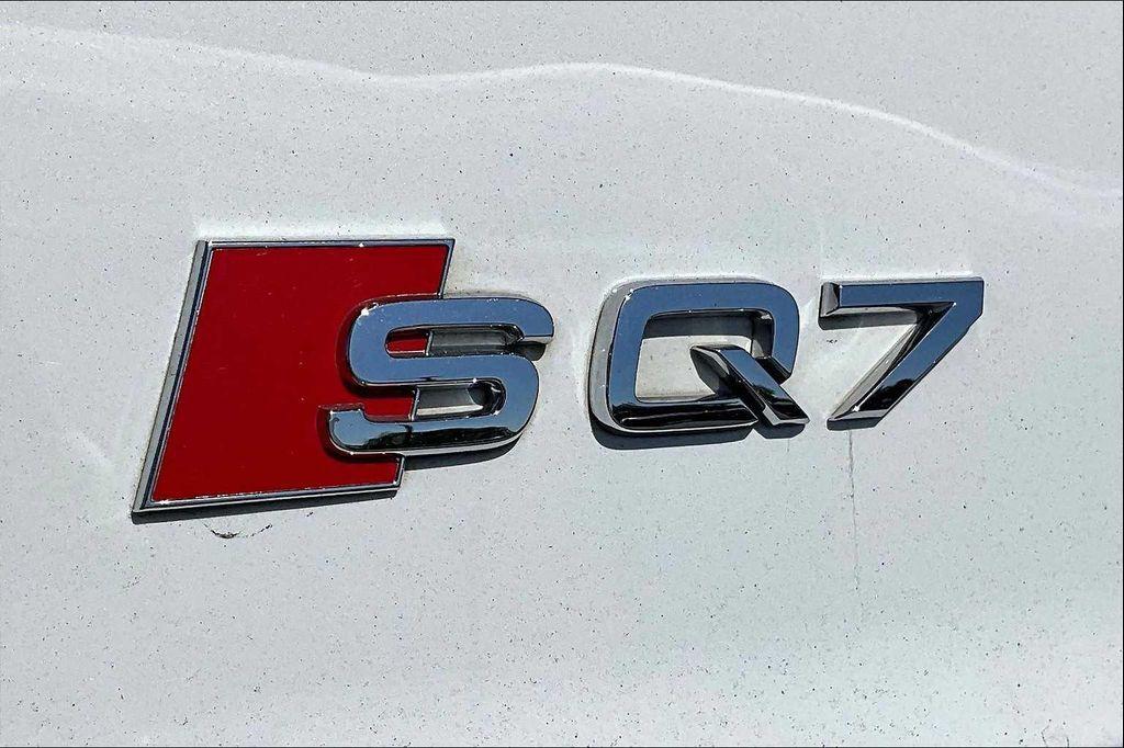 used 2022 Audi SQ7 car, priced at $49,998