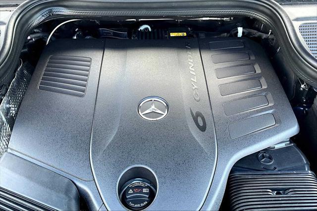 new 2025 Mercedes-Benz GLE 450 car, priced at $83,195
