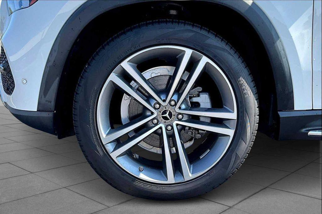 used 2022 Mercedes-Benz GLE 350 car, priced at $36,998