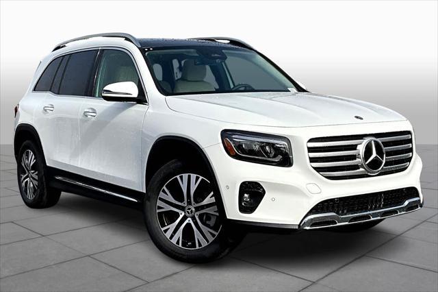 new 2025 Mercedes-Benz GLB 250 car, priced at $51,890