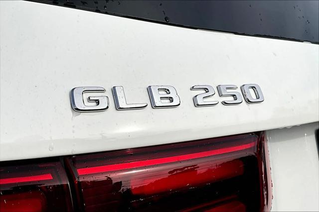 new 2025 Mercedes-Benz GLB 250 car, priced at $51,890