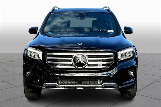 new 2024 Mercedes-Benz GLB 250 car, priced at $51,215