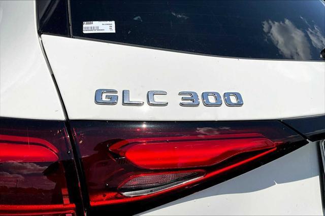 new 2025 Mercedes-Benz GLC 300 car, priced at $56,350