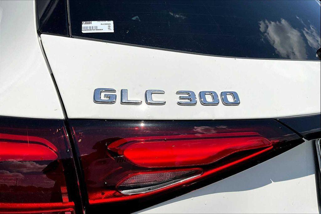 new 2025 Mercedes-Benz GLC 300 car, priced at $56,350