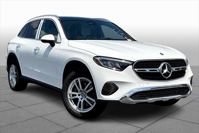 new 2025 Mercedes-Benz GLC 300 car, priced at $56,350