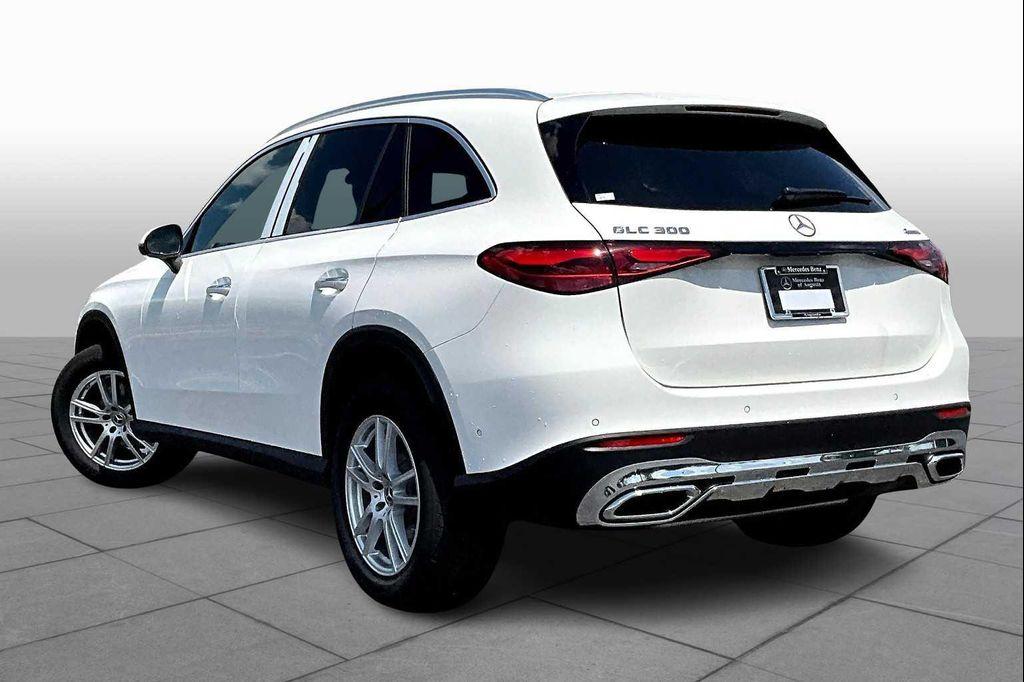 new 2025 Mercedes-Benz GLC 300 car, priced at $56,350