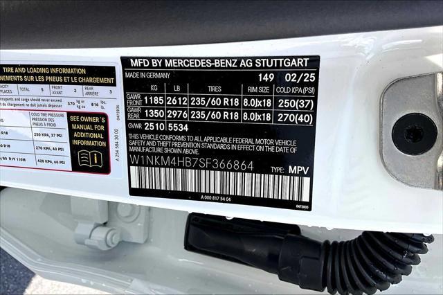 new 2025 Mercedes-Benz GLC 300 car, priced at $56,350