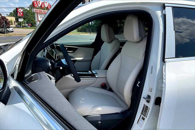 new 2025 Mercedes-Benz GLC 300 car, priced at $56,350