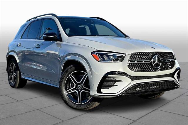 new 2025 Mercedes-Benz GLE 450 car, priced at $84,530