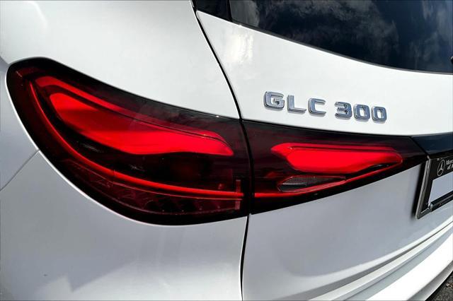 new 2024 Mercedes-Benz GLC 300 car, priced at $50,195