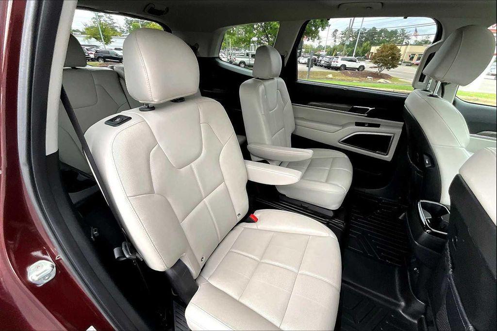used 2022 Kia Telluride car, priced at $23,998