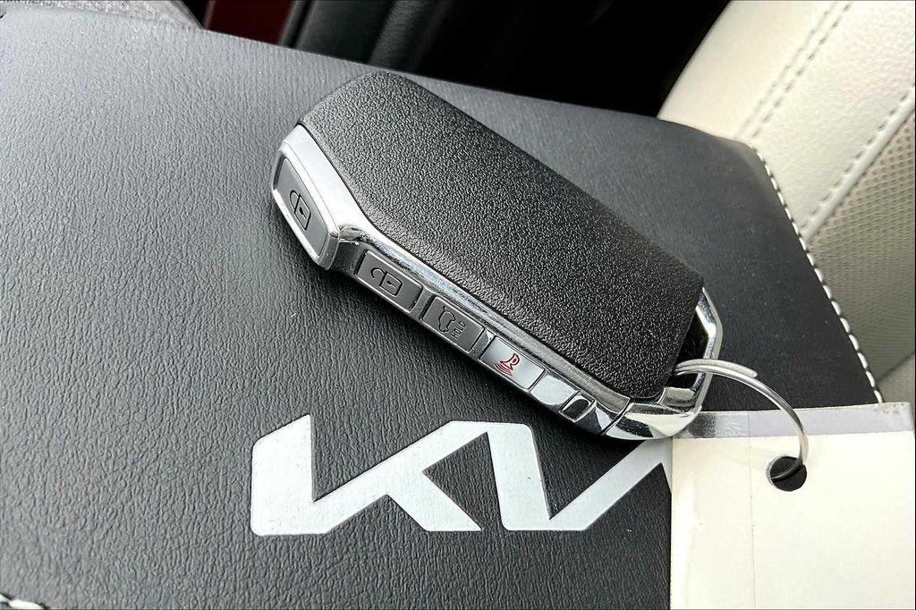 used 2022 Kia Telluride car, priced at $23,998