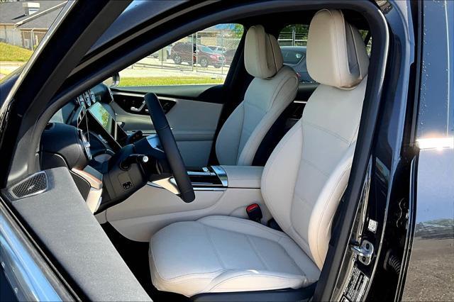 used 2025 Mercedes-Benz GLC 300 car