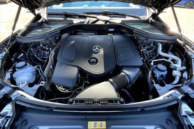 used 2025 Mercedes-Benz GLC 300 car