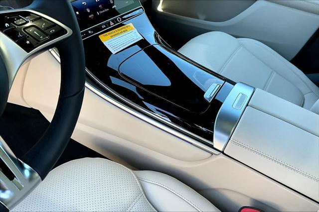 used 2025 Mercedes-Benz GLC 300 car