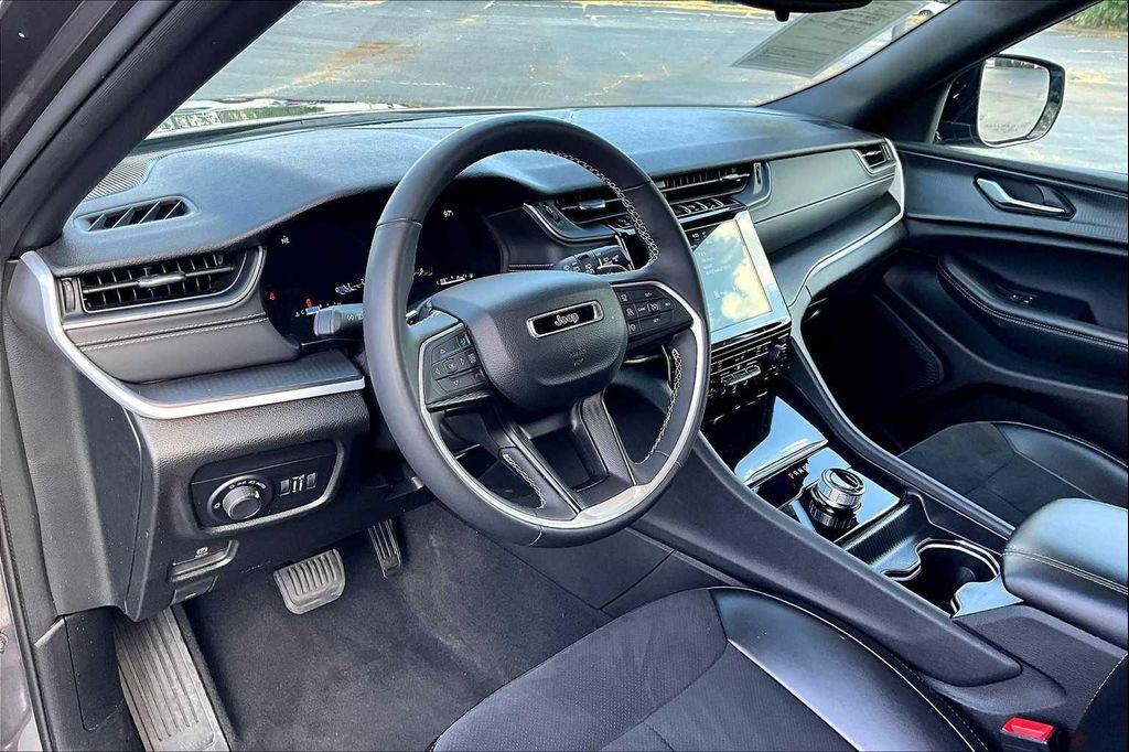 used 2024 Jeep Grand Cherokee L car, priced at $29,498