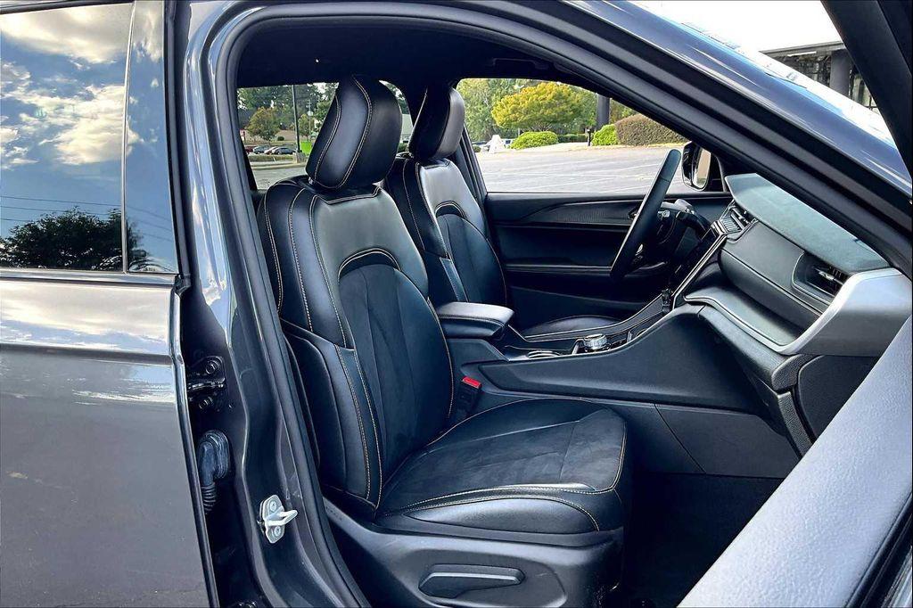 used 2024 Jeep Grand Cherokee L car, priced at $29,498