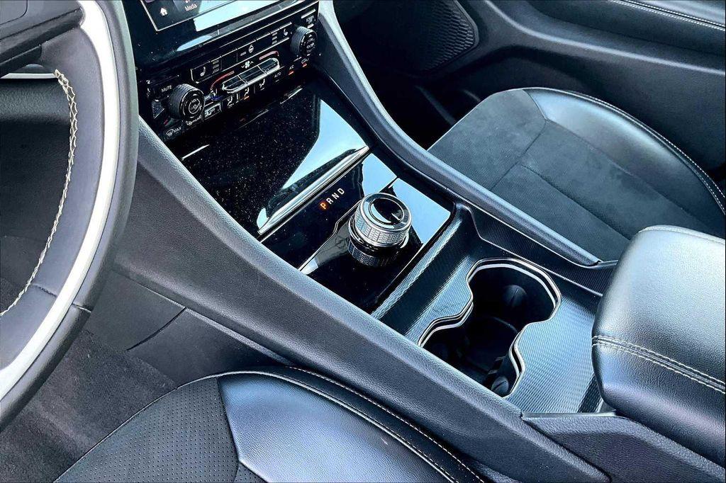 used 2024 Jeep Grand Cherokee L car, priced at $29,498