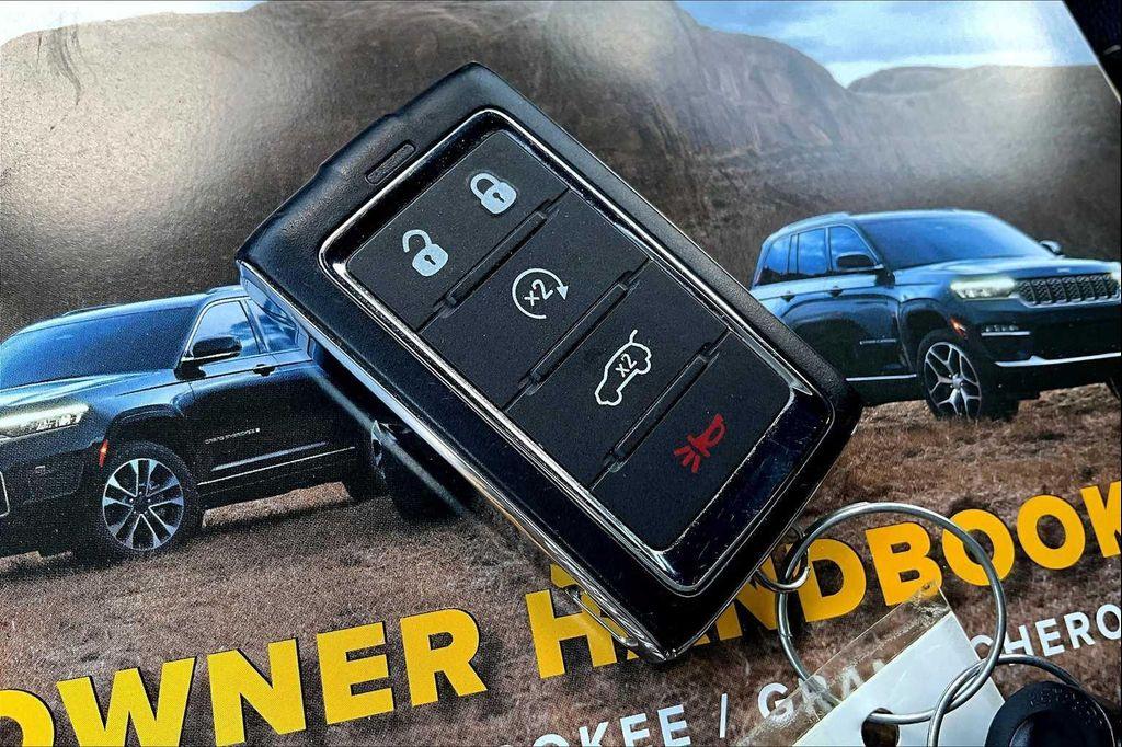 used 2024 Jeep Grand Cherokee L car, priced at $29,498