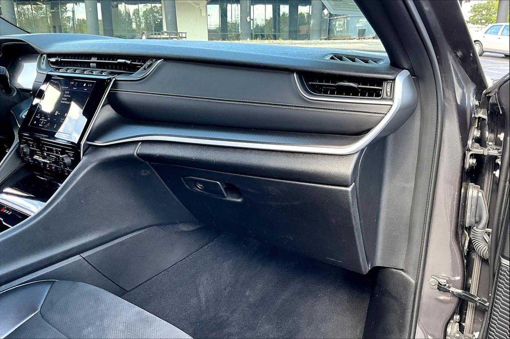 used 2024 Jeep Grand Cherokee L car, priced at $29,498