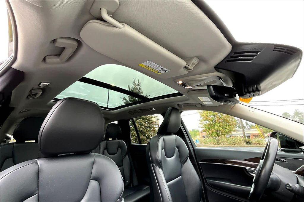 used 2019 Volvo XC90 car, priced at $22,598