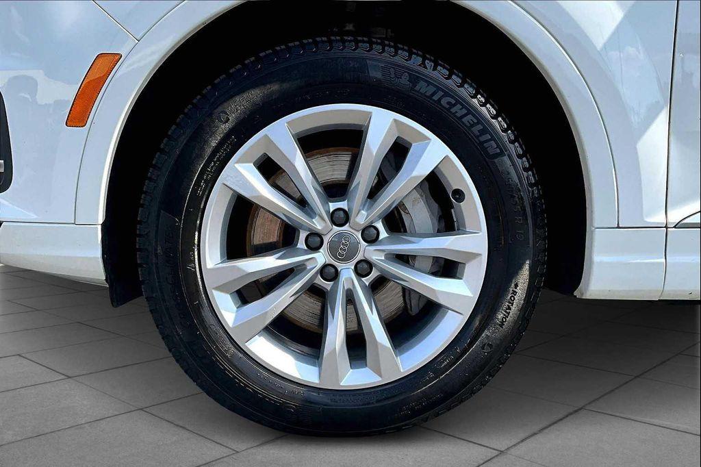 used 2018 Audi Q7 car, priced at $13,898