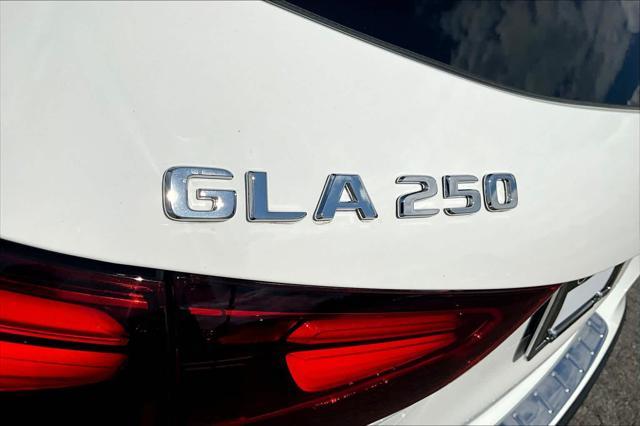 new 2025 Mercedes-Benz GLA 250 car, priced at $47,295