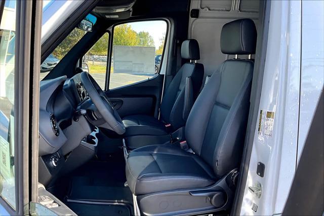 new 2025 Mercedes-Benz Sprinter 2500 car, priced at $58,812